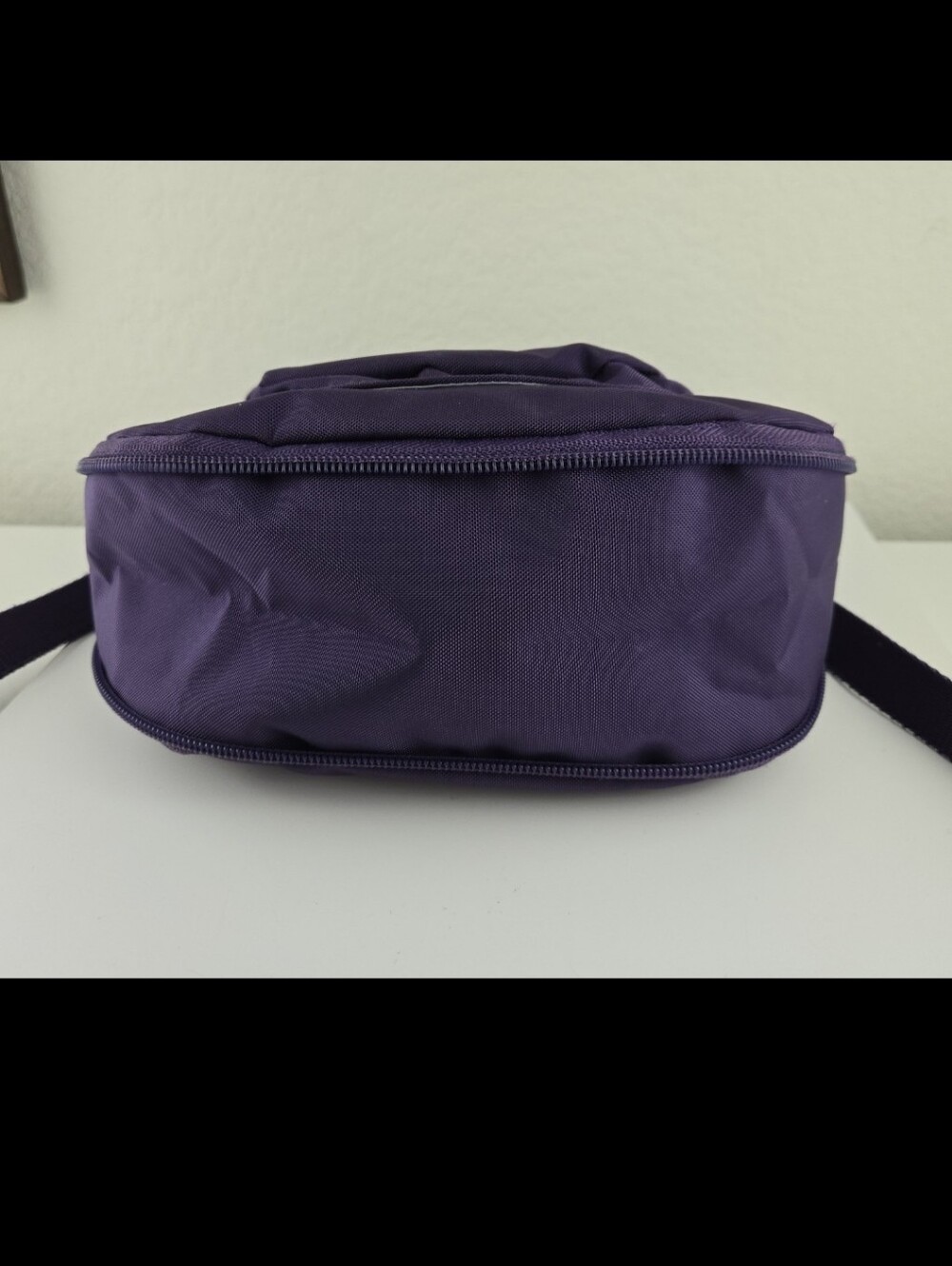 Baggallini Crossbody - Picture 7 of 9